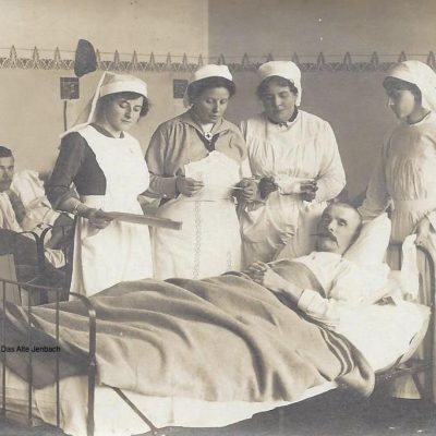 Verletzte Jenbacher im 1. Weltkrieg. Sie wurden in der Stadt Miskolc (Ungarn) behandelt. 
