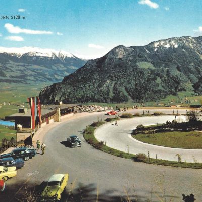 Das Rasthaus Kanzelkehre im Jahr 1975. Der Eingang zum Zillertal ist noch unverbaut.